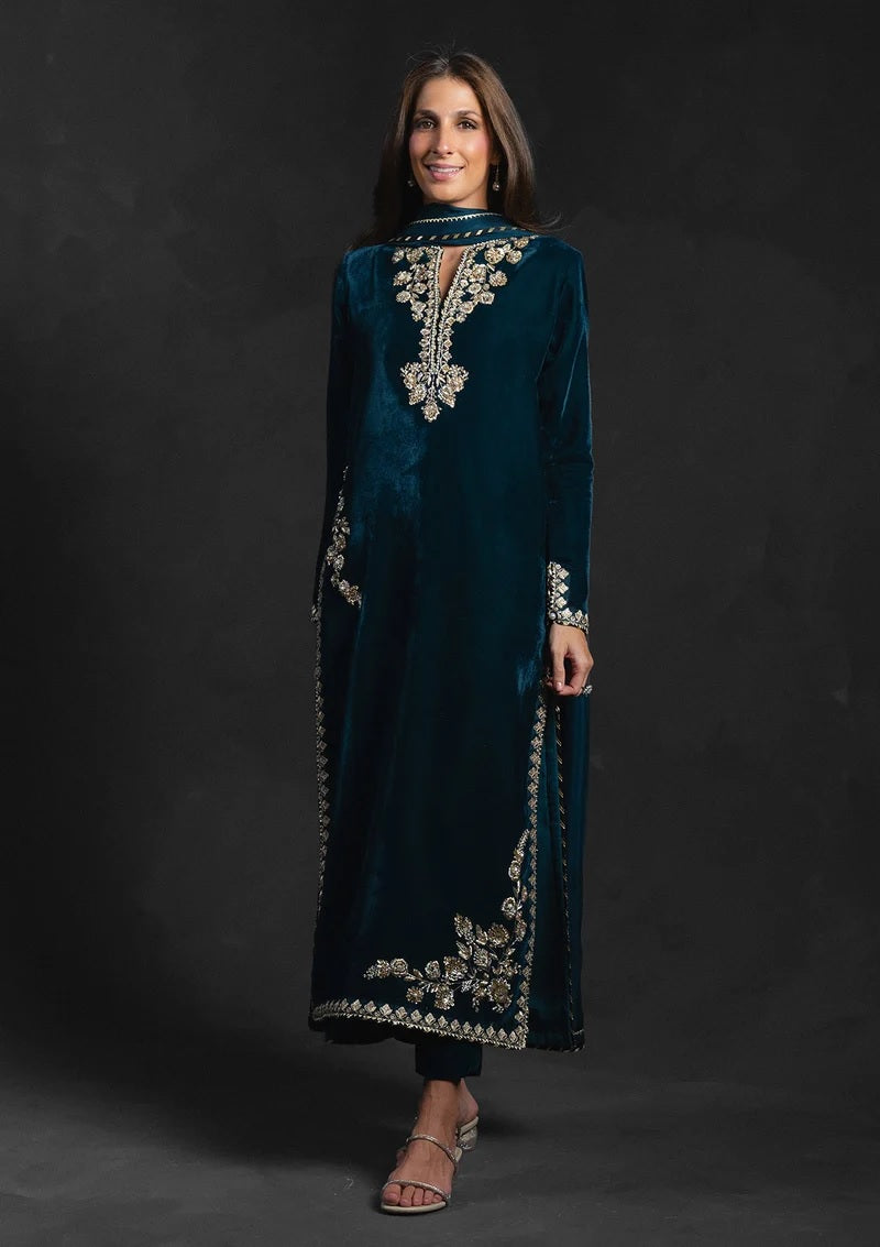 Zarnab 3Pc Velvet