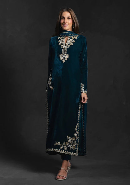 Zarnab 3Pc Velvet